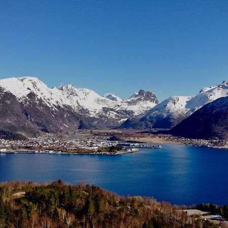 Andalsnes Sentrum 1-Room Apartment No3 エクステリア 写真